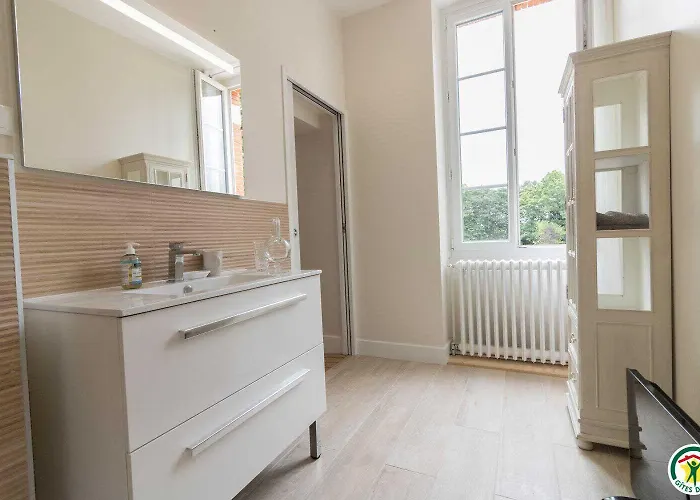 Domaine De La Menardiere 3*