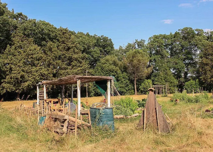 Domaine De La Menardiere