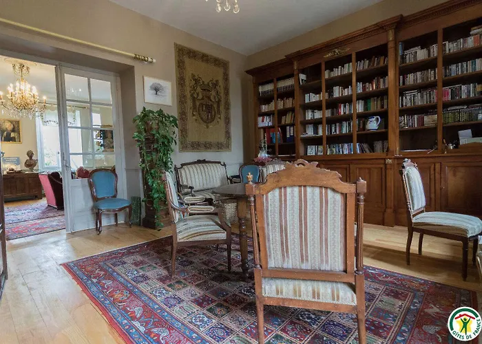 Oda ve Kahvaltı Domaine De La Menardiere