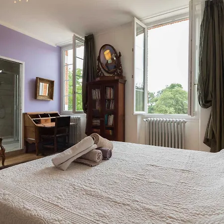 Domaine De La Menardiere Nocleg ze śniadaniem 3*