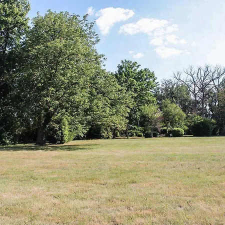 Domaine De La Menardiere Berat