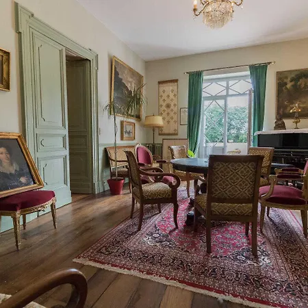 Domaine De La Menardiere 3*