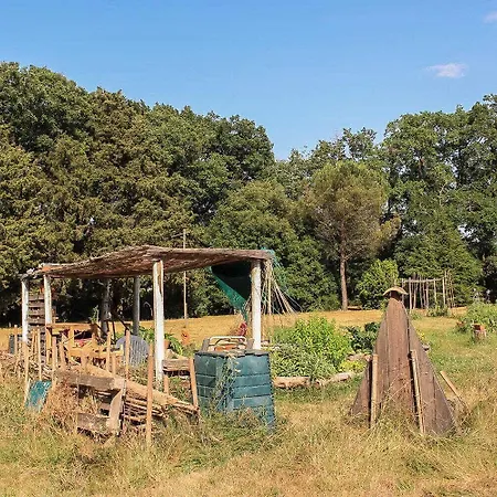 Domaine De La Menardiere