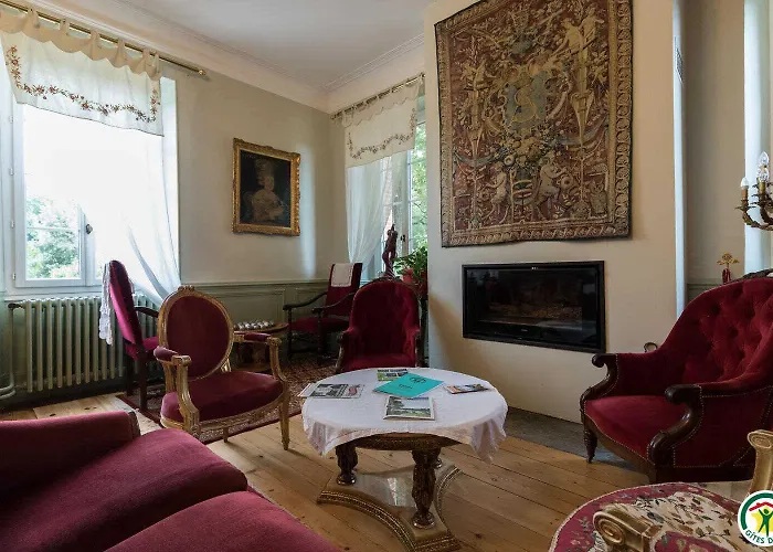 Domaine De La Menardiere Oda ve Kahvaltı 3*